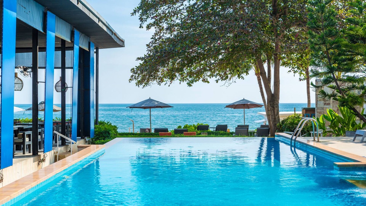 Chakphong Hotel | Bandara On Sea