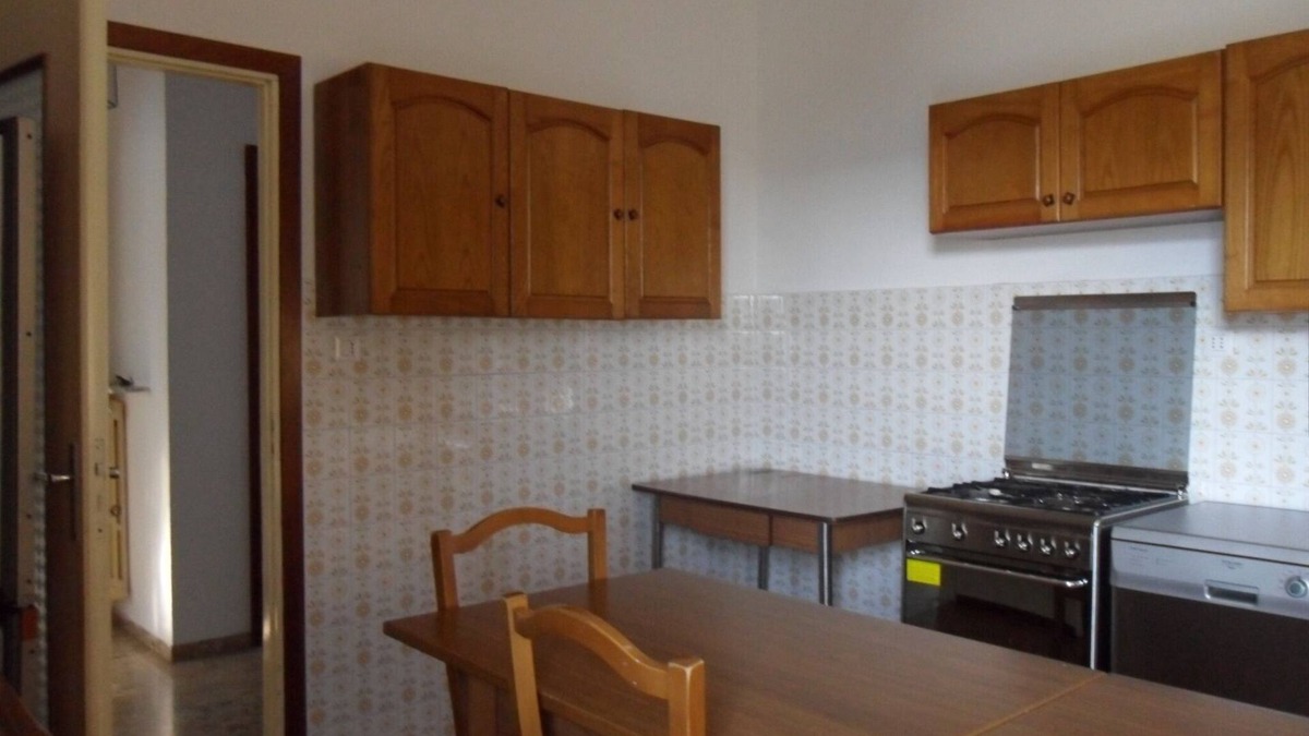 Erli Apartment | BandB: two bedrooms; shared bathroom, kitchen, living room, balcony, parking