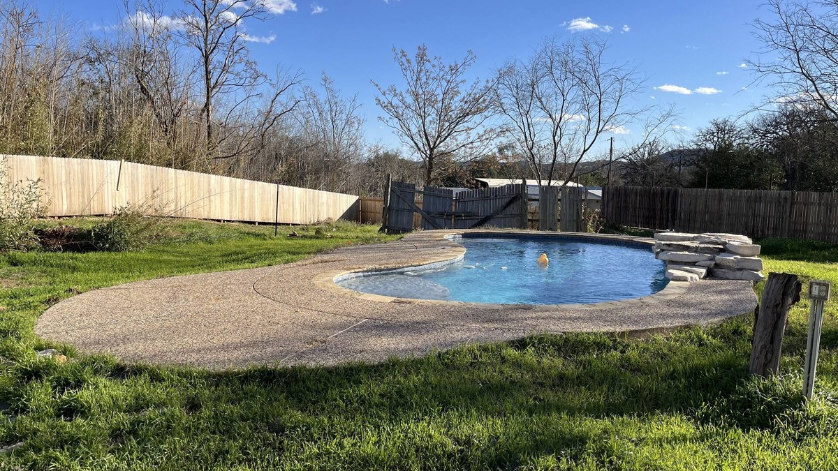 Bandera Other | Bandera Texas Rooster Cogburn's Guest-house with pool