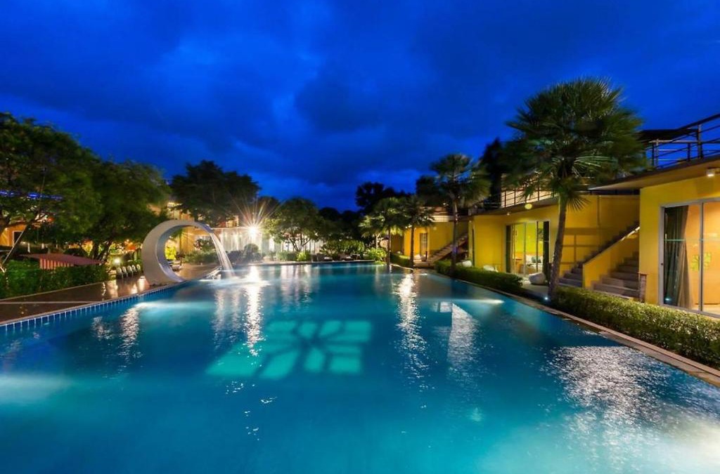 Bang Sao Thong Hotel | BANGKOK.GRAND.RESORT
