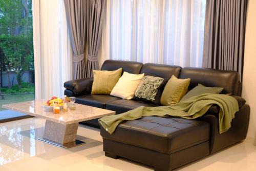 Bang Kaeo Villa | Bangna 4bedroom new house luxurious discount now
