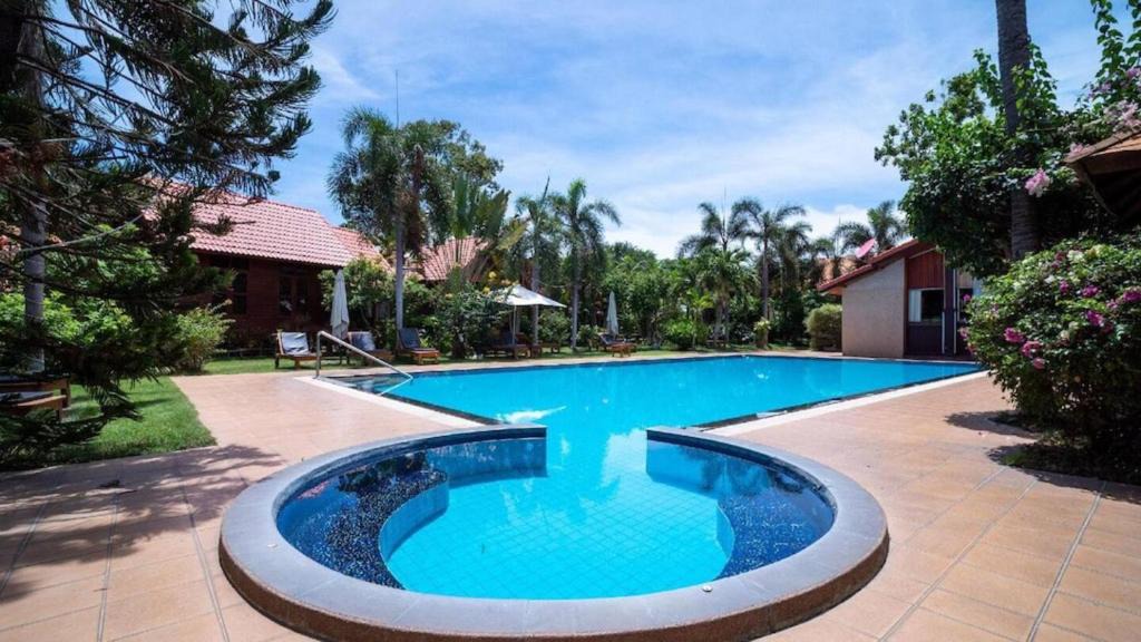 Bang Sare Resort | Bangsaray Village Resort
