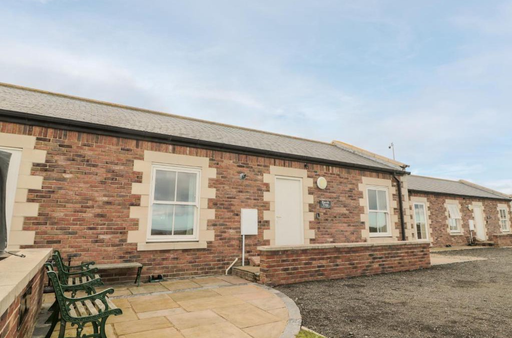South Charlton House | Bank Top Cottage