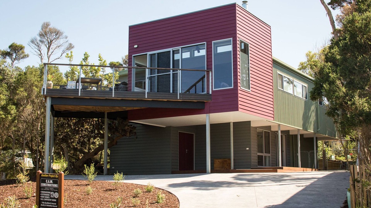 Cape Woolamai House | Banksia House: Stunning Ocean Views, Pet Friendly, Wifi