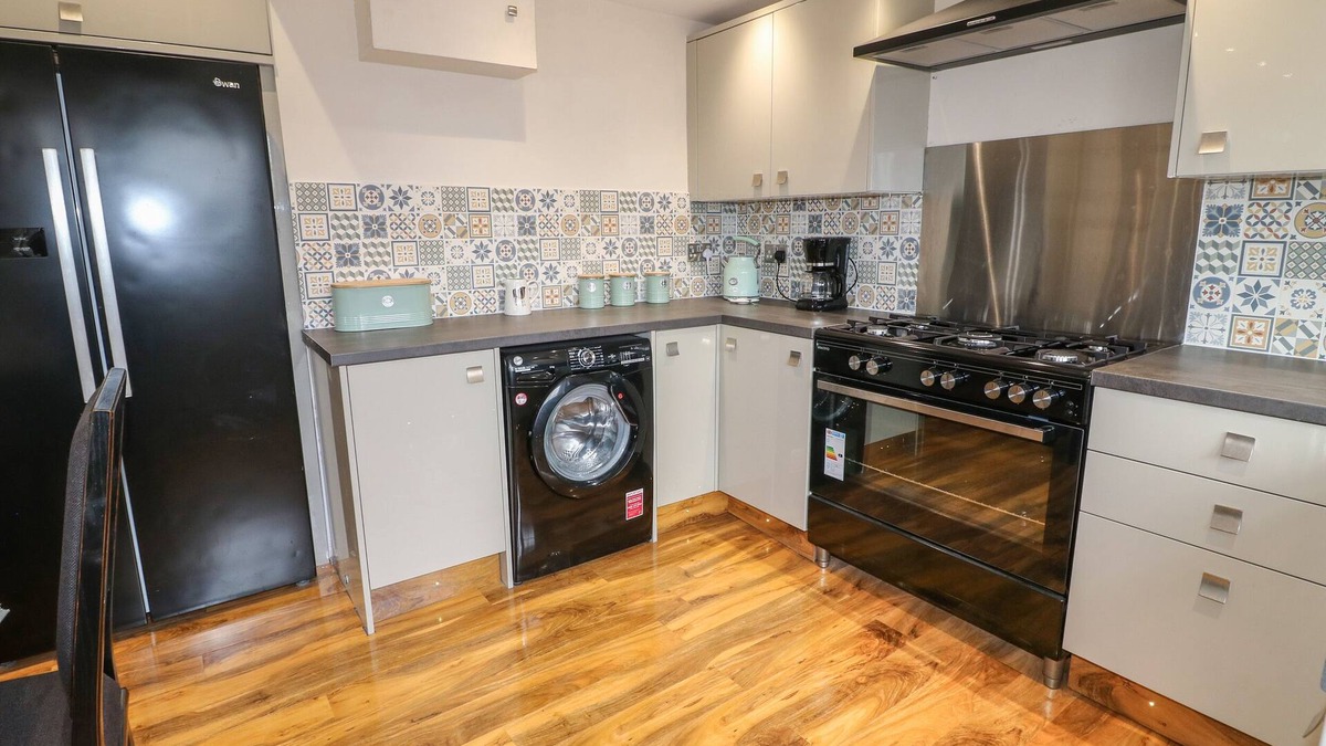 Stathern House | BANKSIDE HOUSE, pet friendly, luxury holiday cottage in Stathern