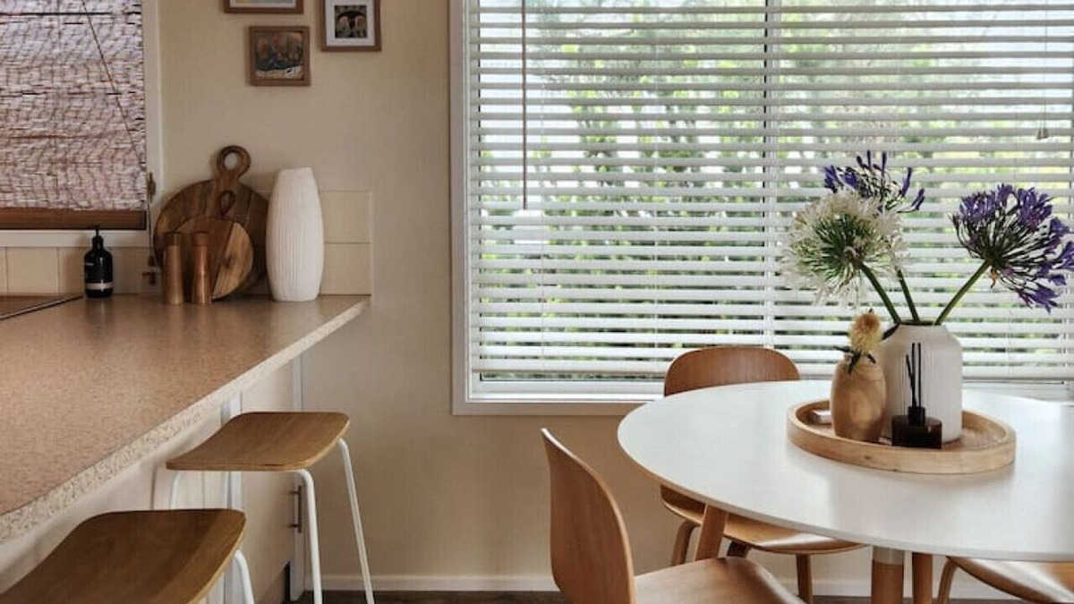 Aldinga Beach Cabin | Banskia Retreat: Wanderers' sanctuary by the sea