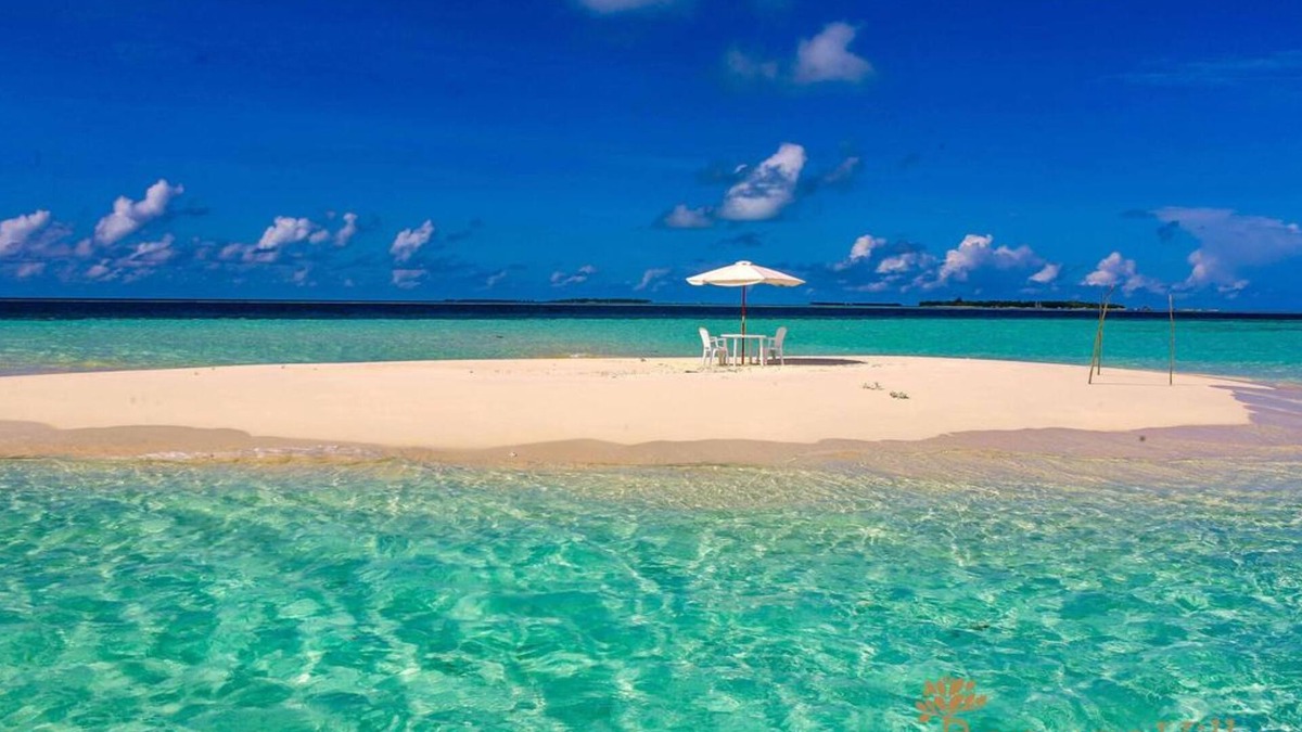 Dhangethi House | Banyan Villa Maldives