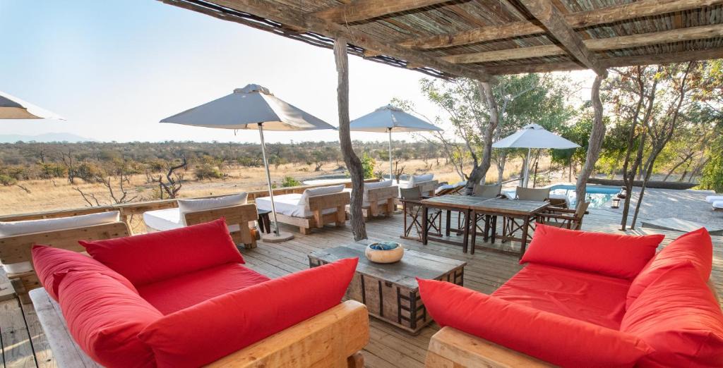 Thorny Bush Game Reserve Ski Chalet | Baobab Ridge