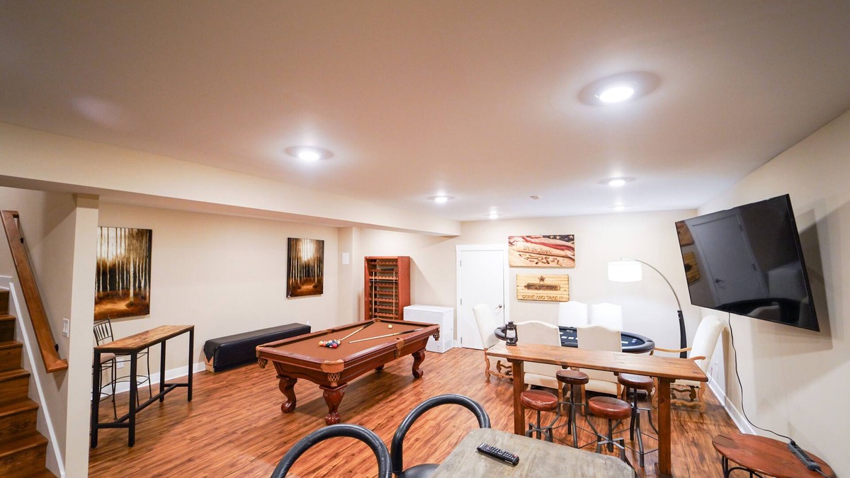 Windsor Park House | Bar/Billiards/Lounge/Near Mass