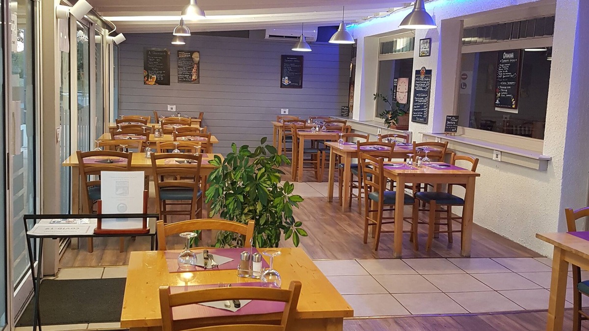 Beaumont-sur-Leze Hotel | Bar Hôtel Restaurant le Sporting