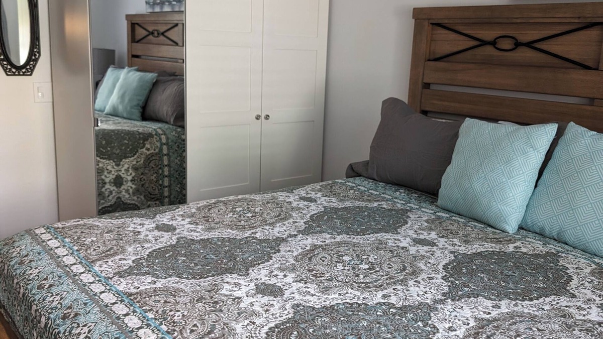 Lutz Condo | Baradise Locate in Paradise Lakes a clothing Optional Resort!