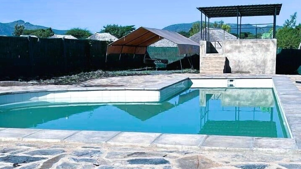Isiolo Bed & Breakfast | Baraka Camp