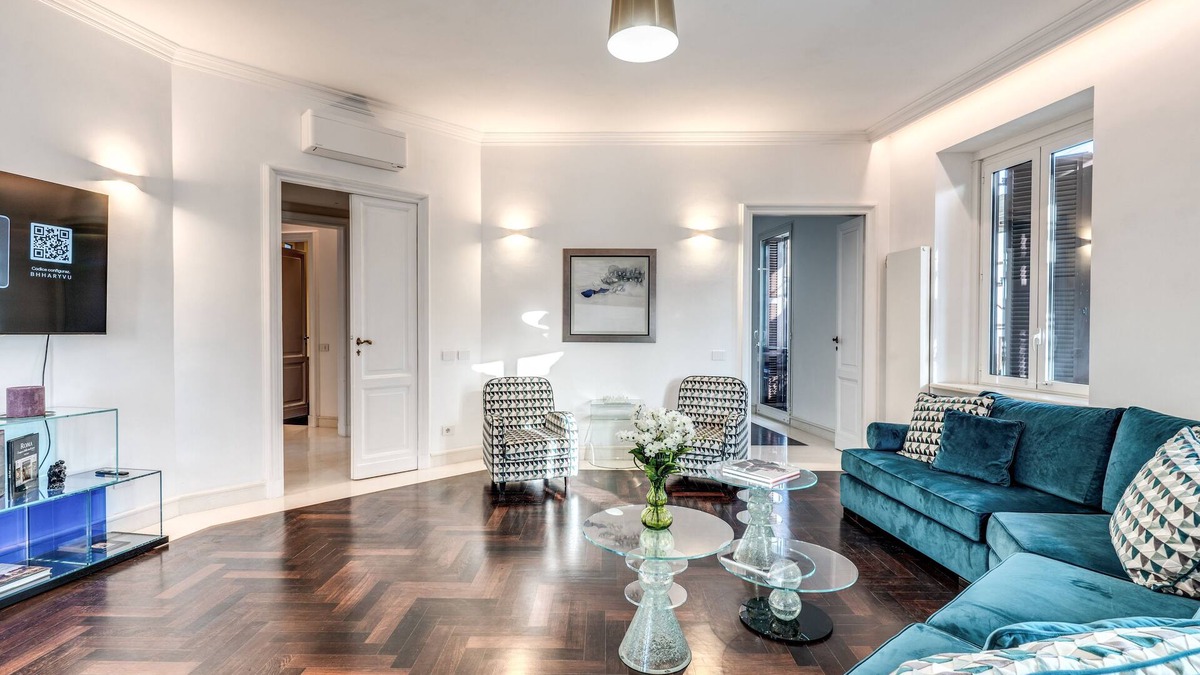 Rione XVI Ludovisi Apartment | Barberini Luxury Apartment