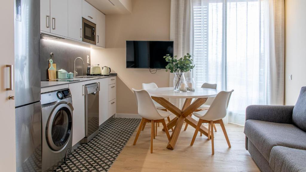 Collblanc y La Torrassa Apartment | Barcelona Touch Apartments - Progres