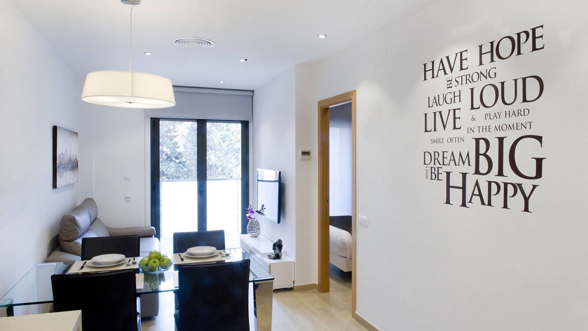 La Font de la Guatlla Apartment | BARCELONA | LUXURIOUS APARTMENT W/BALCONY ¦