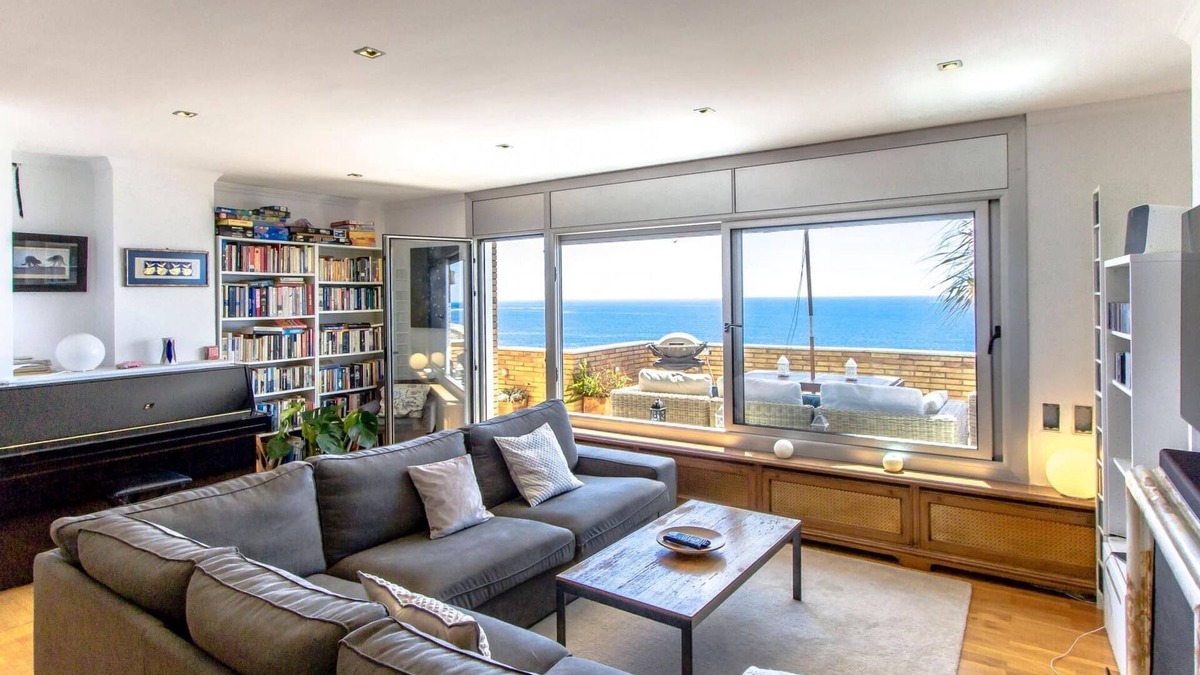 Vilassar de Mar Apartment | Barcelona sunset · PENTHOUSE with POOL and PRIVATE TERRACE
