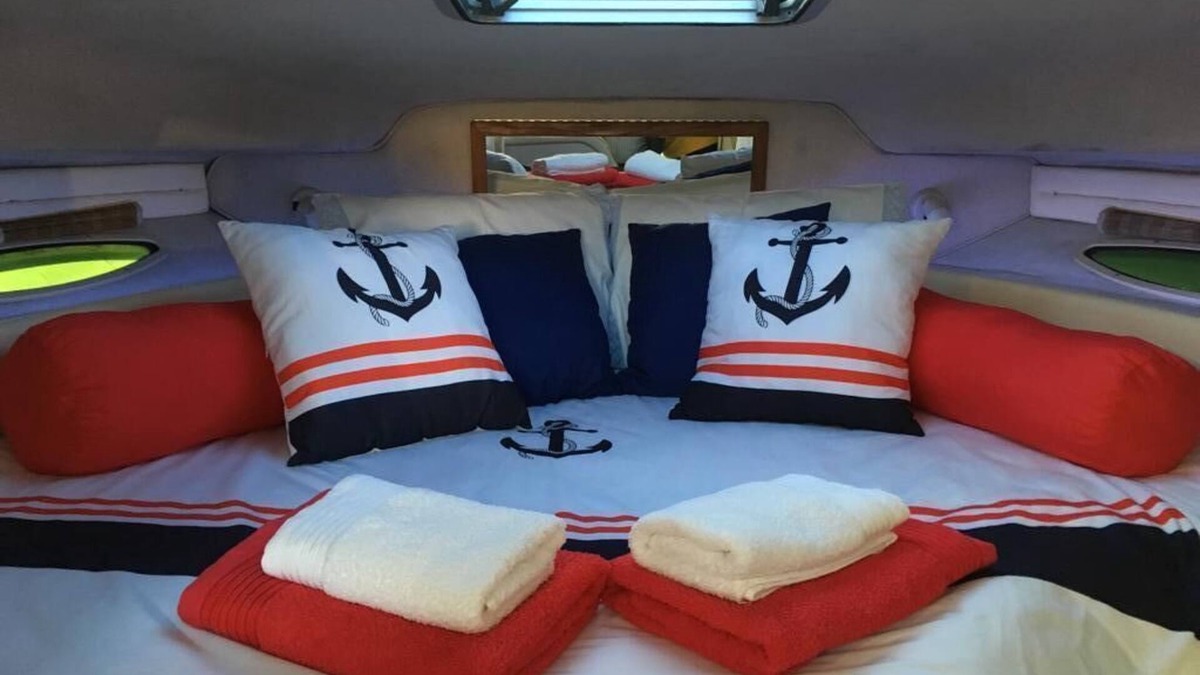 Campanha Boat Rental | Barco Hotel - Sleep Boat