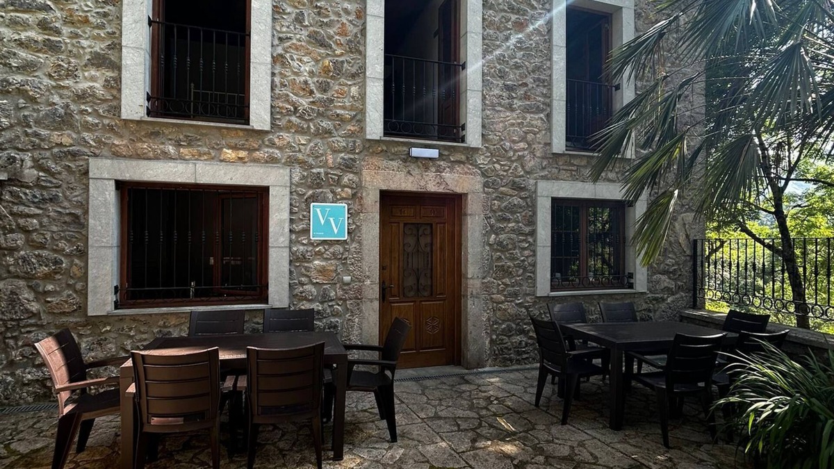 Penamellera Alta Cottage | "BARDALES HOUSE"