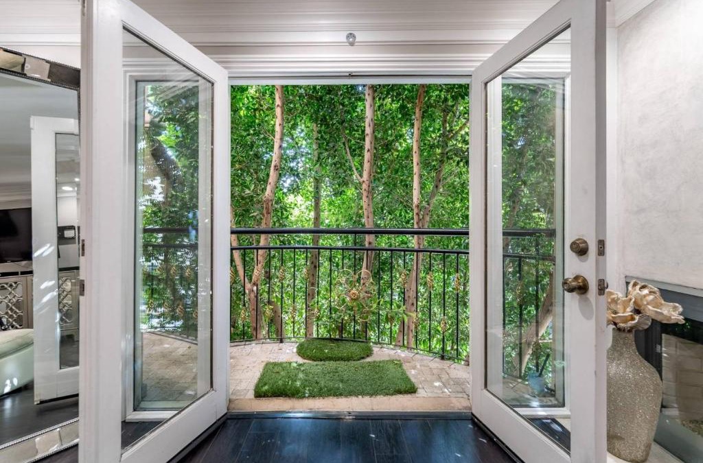 Los Angeles House | Barham Boutique Townhouse