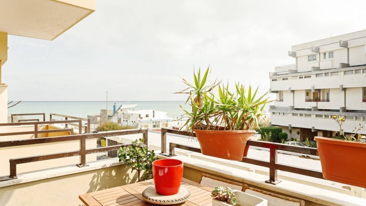 Municipio 5 Apartment | Bari Apartment Sea View near the Airport