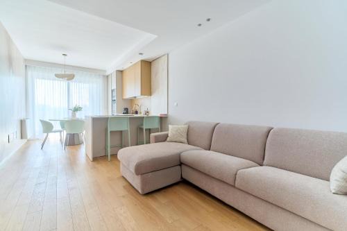 Municipio 2 Apartment | Bari Giannini1 Luxe Apartment