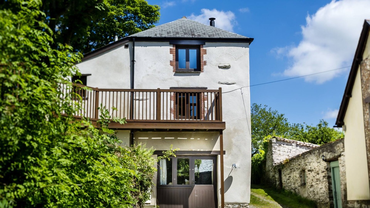 Barnstaple House | Barn Conversion In Ideal Location To Explore North Devon Beaches And Exmoor