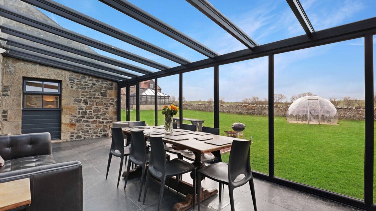 Bamburgh House | Barn Cottage - North East Escapes
