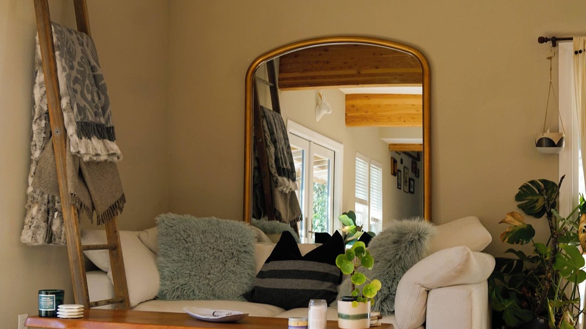Cedar Ridge House | Barn Haus by the Creek. Dog Friendly!