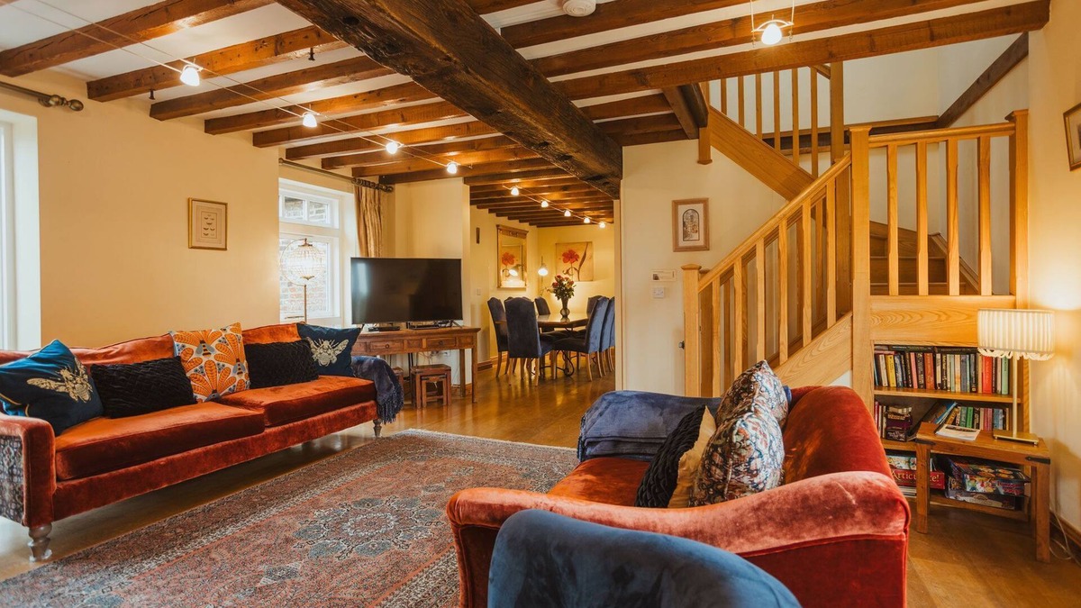 Beverley Cottage | Barn House, Broadgate Farm Cottages - sl 8 in 4 bedrooms