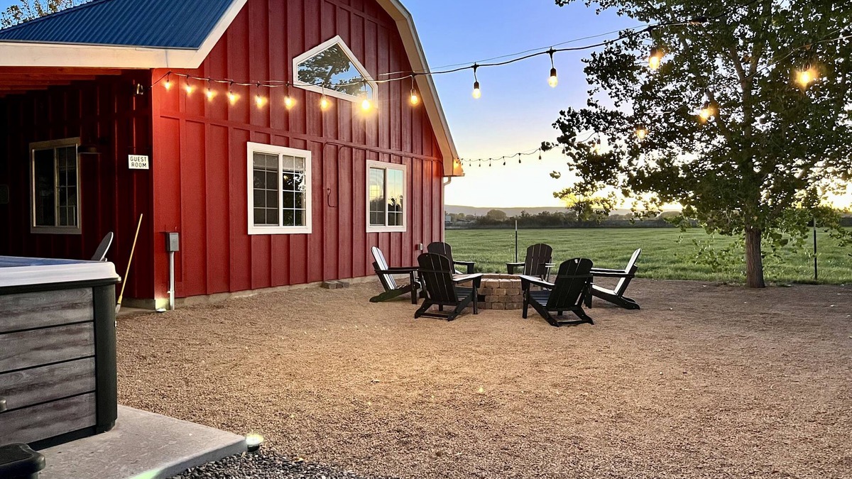 Clifton House | Barn house stay near Palisade, hot tub and views!