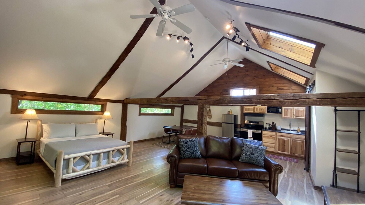 Northfield House | Barn Off the beaten path yet close to everything.