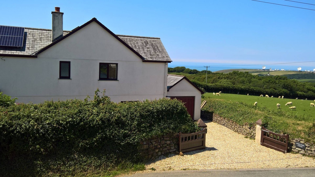 Stibb House | Barn Park Lodge near Sandymouth, Bude, Cornwall.