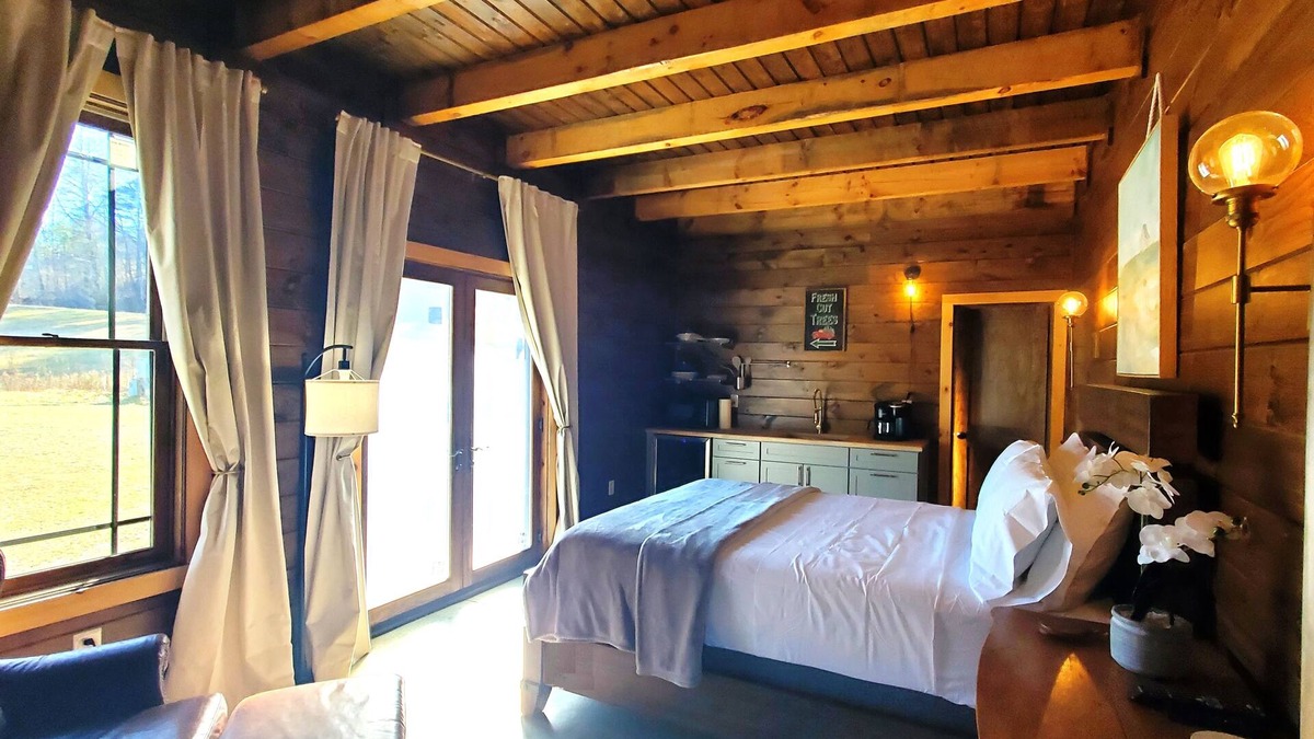 Hemp House | Barn Suite@The Meadows Ranch