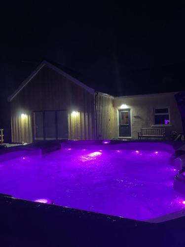 Carmarthen House | Barnaby’s Barn