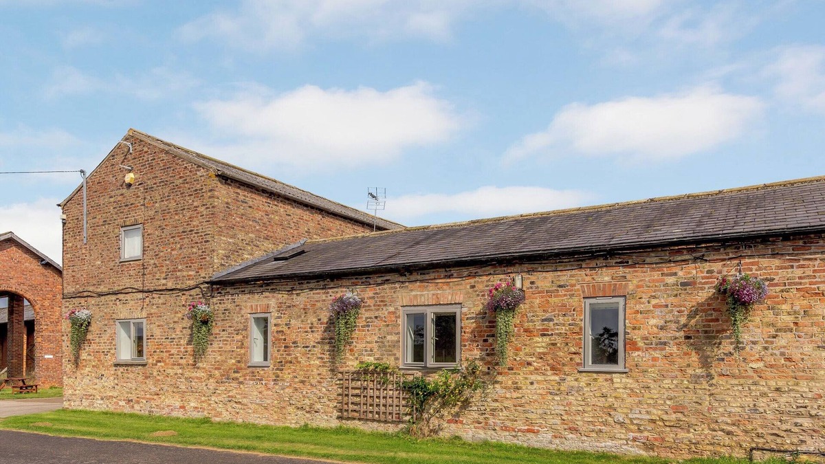 Scrayingham Cottage | Barnby Barn 2 - UK43810