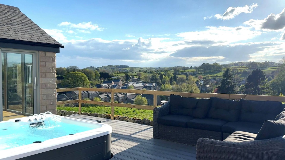 Tansley Cottage | BARNCROFT, pet friendly, luxury holiday cottage in Matlock
