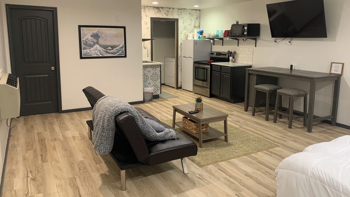 Blackwell Apartment | Barndo apartment