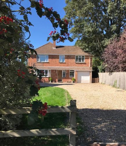 Woodfalls Bed & Breakfast | Barnfield Bed and Breakfast