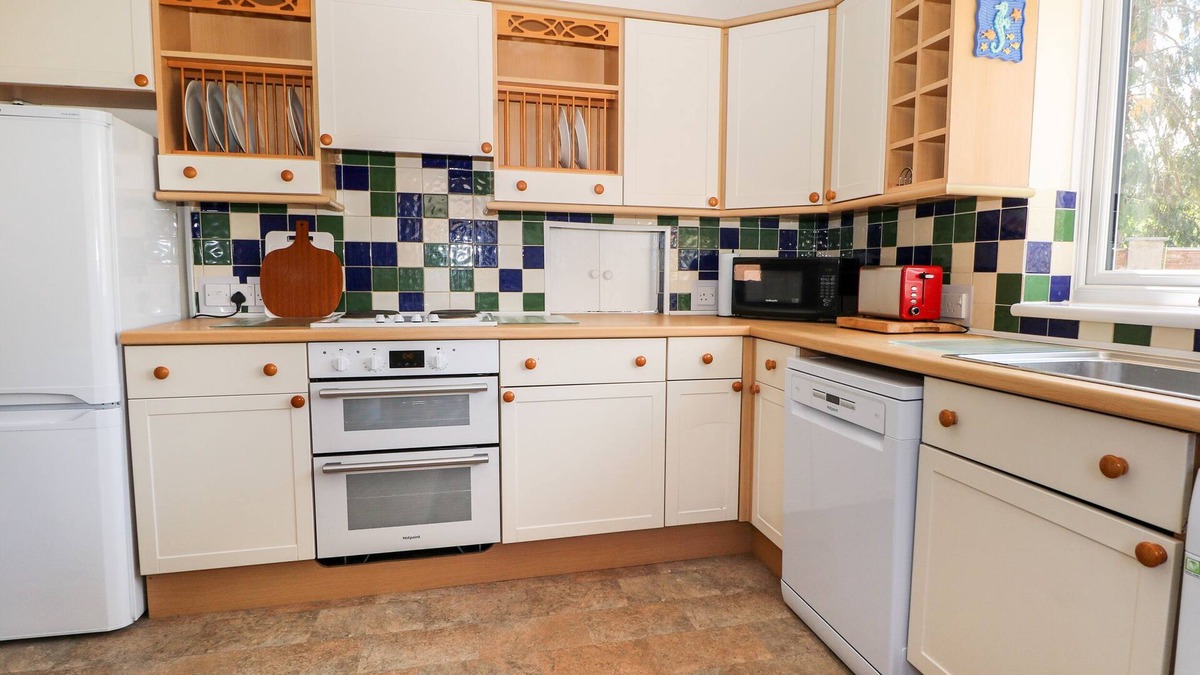 Denmead House | BARNGREEN, family friendly, country holiday cottage in Denmead