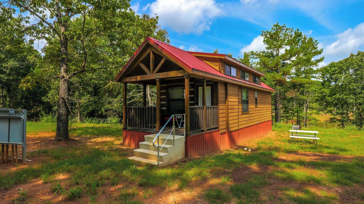 Gilmer Cabin | Barnwell Mountain Cabins #1: Cabin/tiny home w/loft in Gilmer across from BMRA