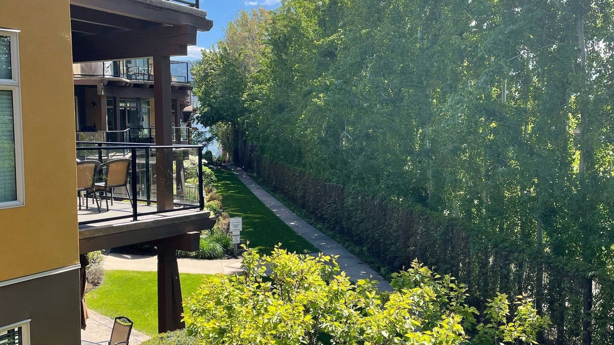 Westbank Resort | Barona Beach Lake Resort unit 3202