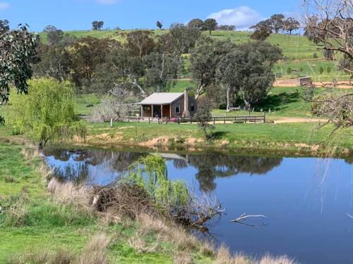 Bridge Creek House | Baroona Cottage