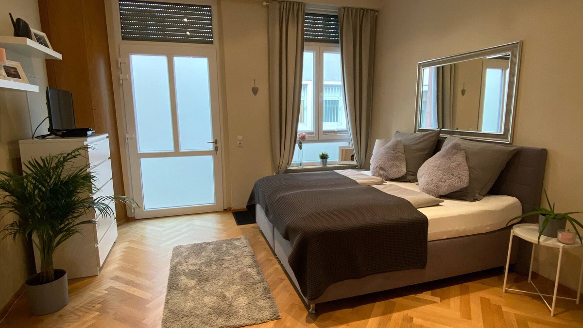 Speyer Apartment | Barrier-free apartment Altstadthaus in downtown Speyer