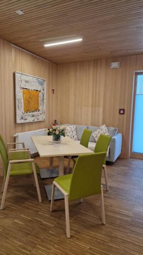 Oberried Apartment | Barrierefreies Apartment Ursulinenhof