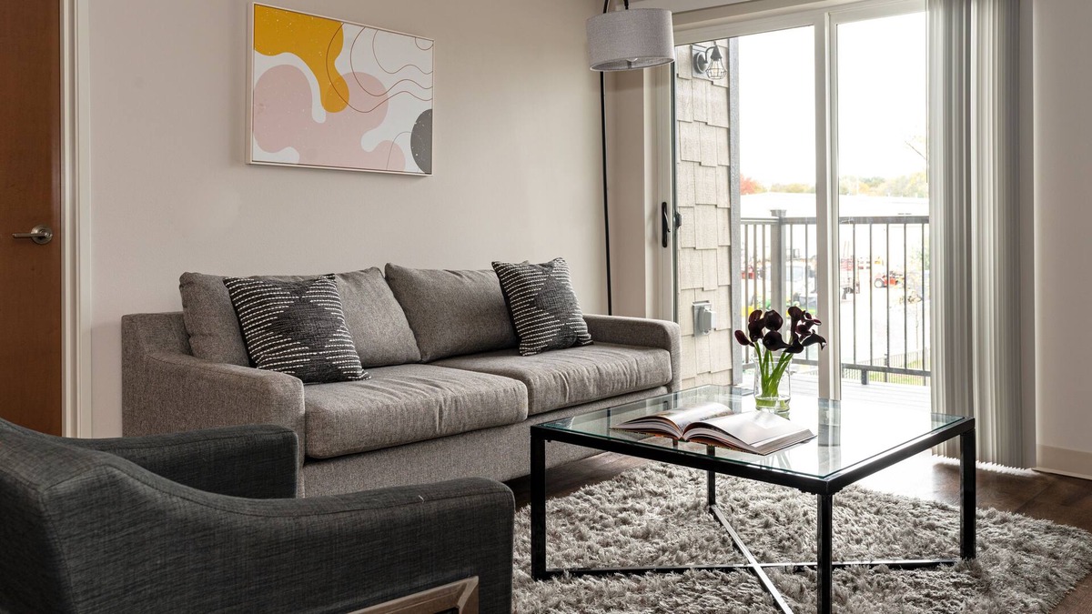 Middleton Apartment | Barsala | Cozy 2BD with convenient access to a European-style Food Hall & Market