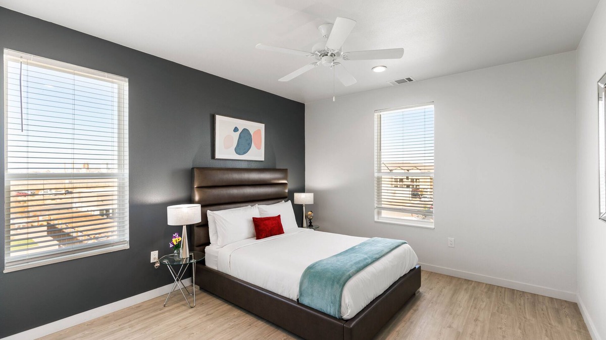 Midland Apartment | Barsala l Spacious 1BD with Coworking Spaces