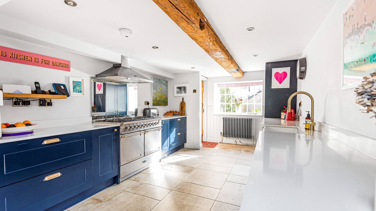 Holworth Bed & Breakfast | Barton Cottage Bed and Breakfast