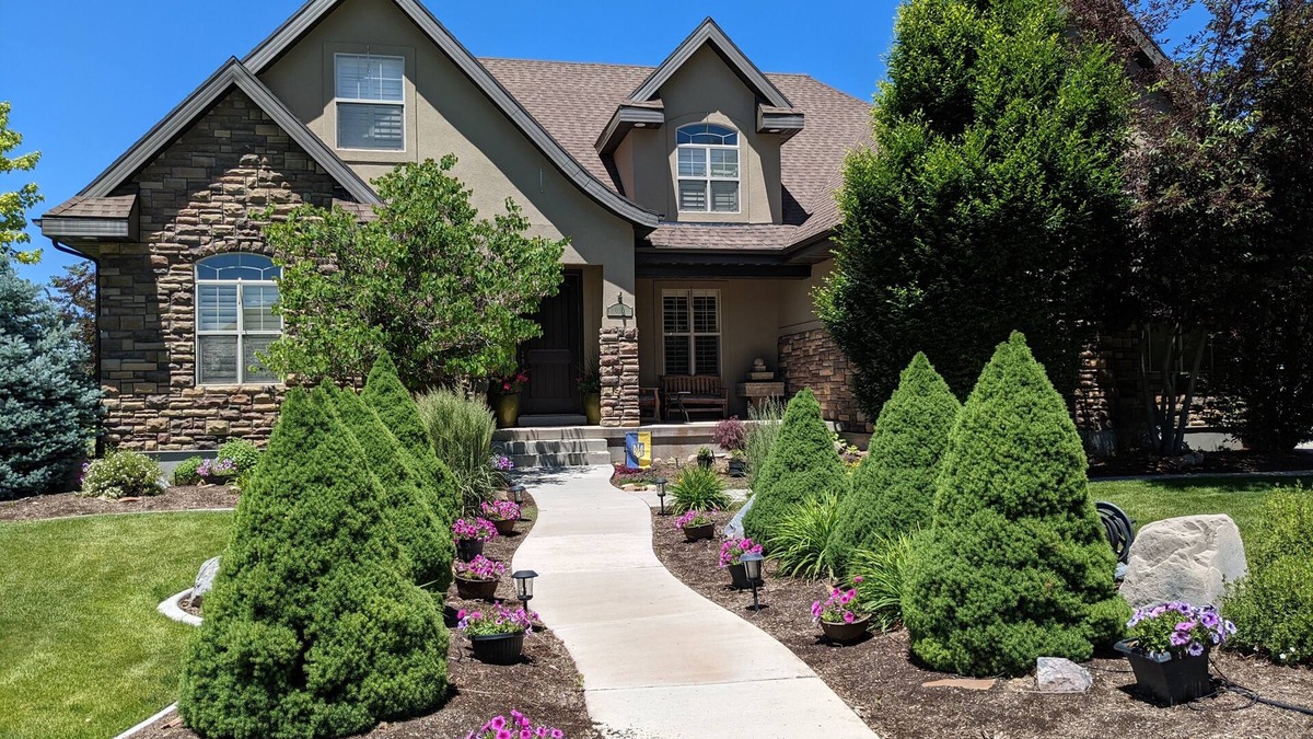Mapleton House | Basement Apartment near Provo in Quiet Neighborhood with Beautiful Mountain View
