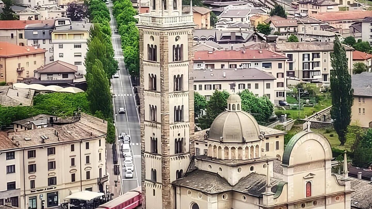 Madonna di Tirano Apartment | Basilica Residence