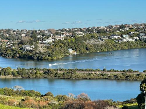 Orakei House | Basin View